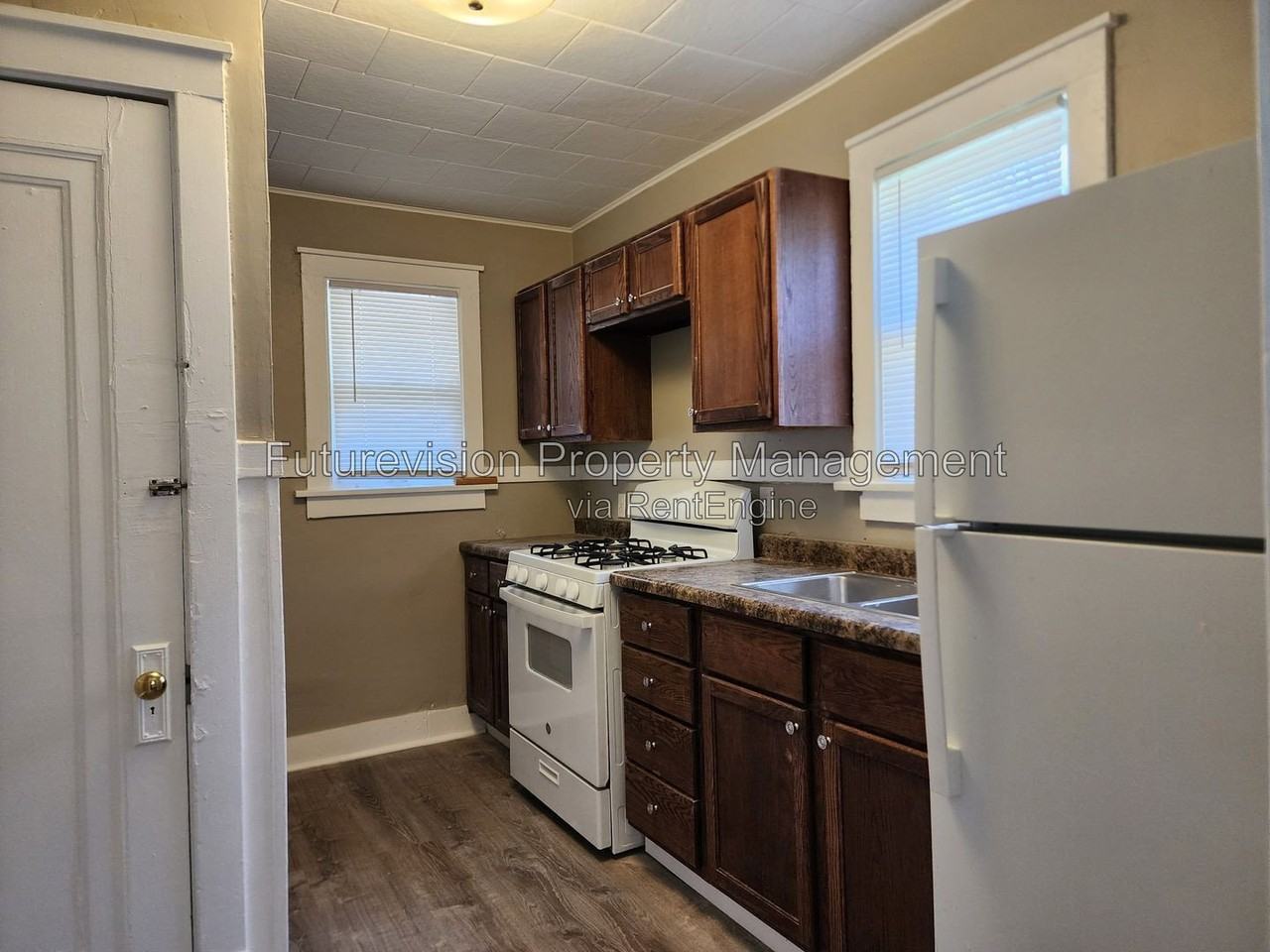 142 Arizona Ave #2 - Photo 2 of 9