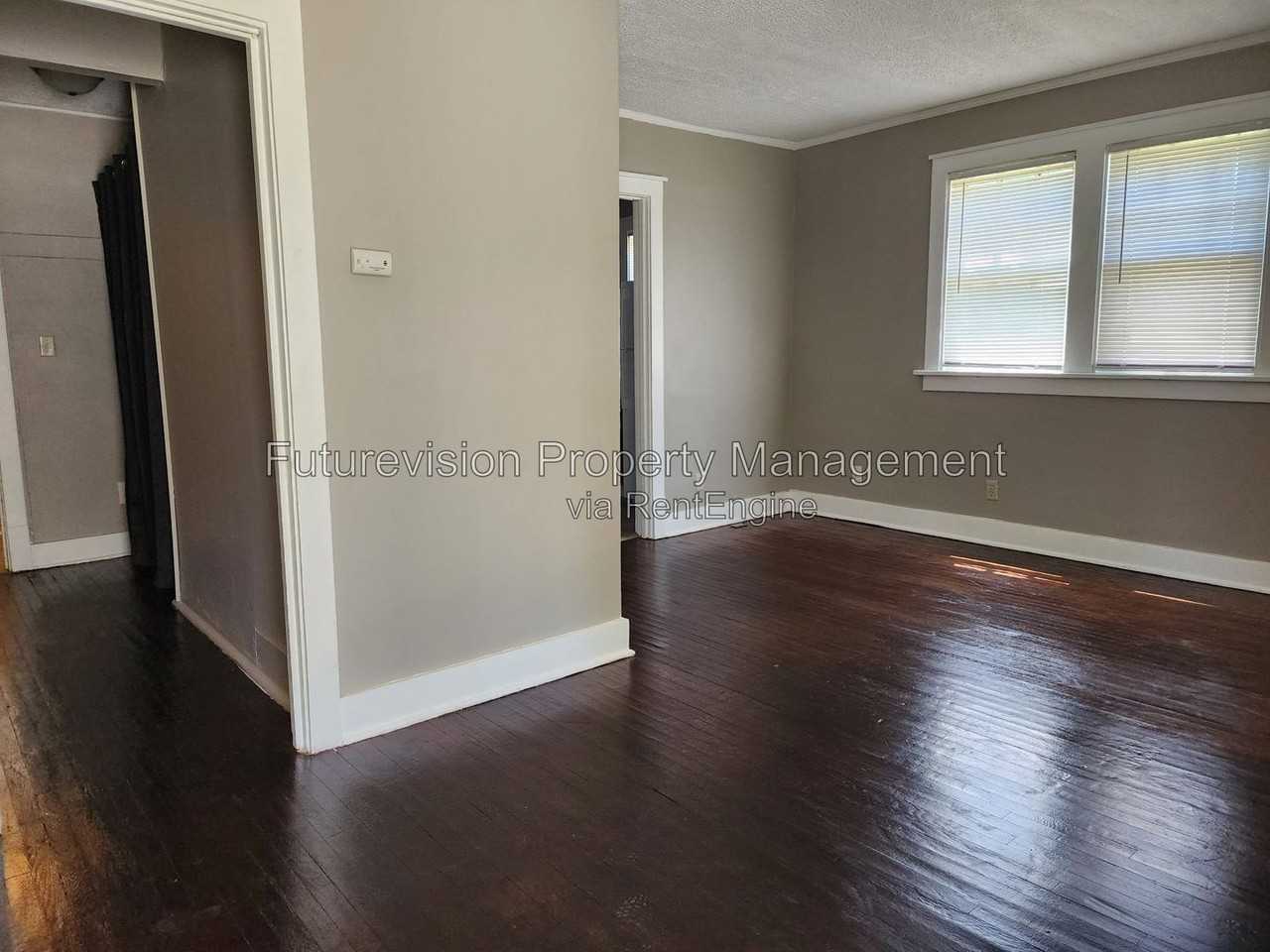 142 Arizona Ave #2 - Photo 7 of 9