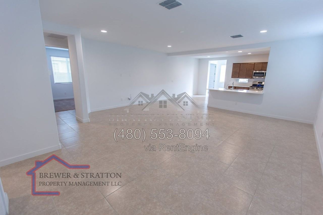 2207 W Park St - Photo 6 of 45