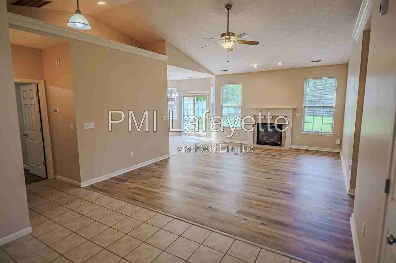 3200 Morallion Dr - Photo 6 of 30