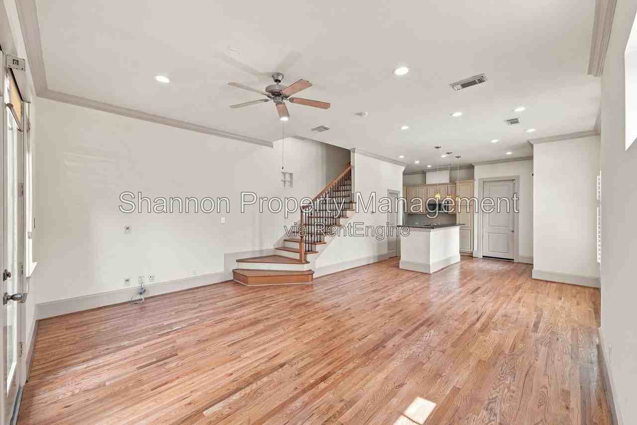 931 W 23rd St #K - Photo 4 of 24