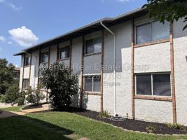 featured image of 39 Pretoria Dr #B