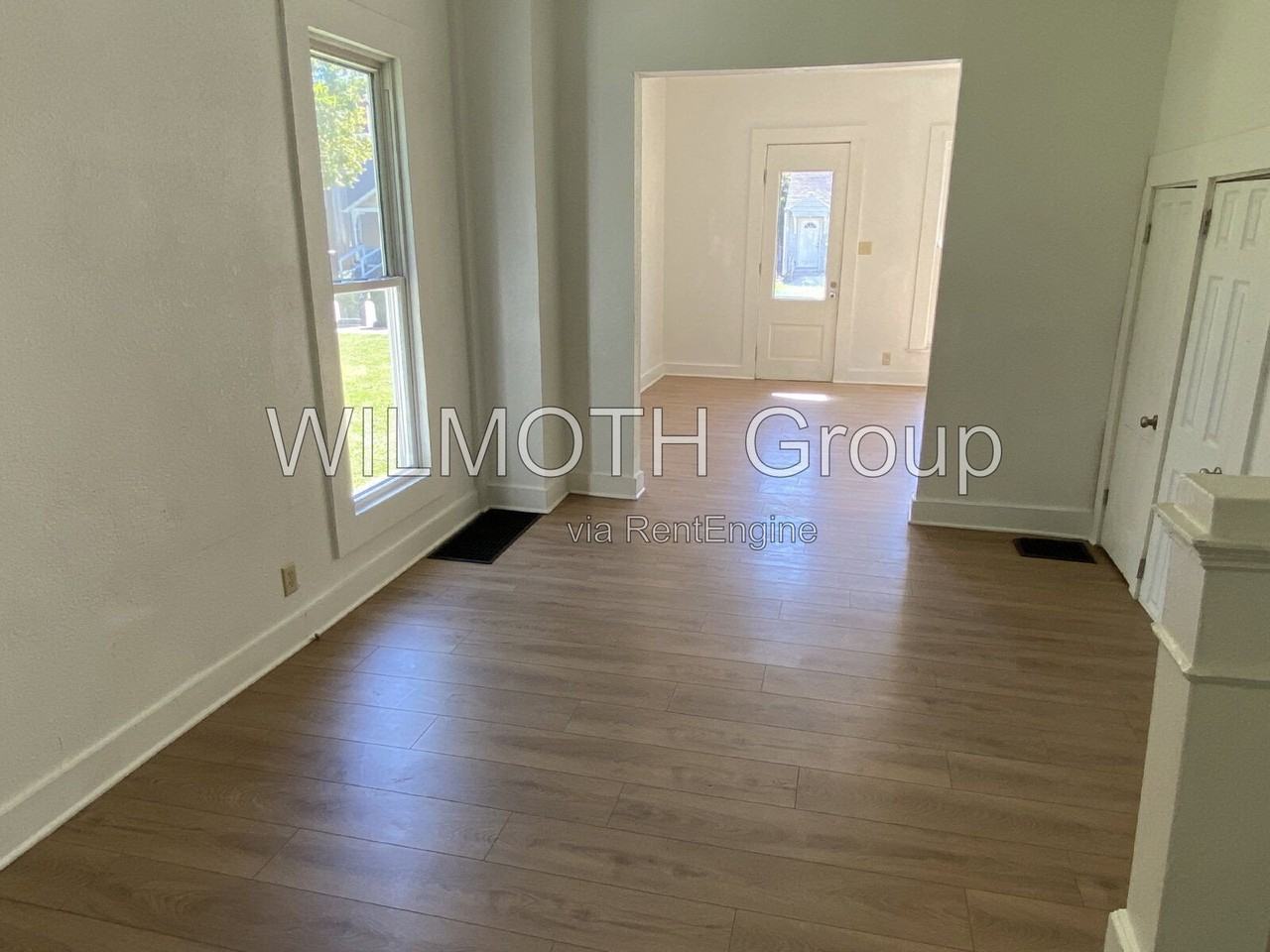 730 W 9th St - Photo 5 of 16