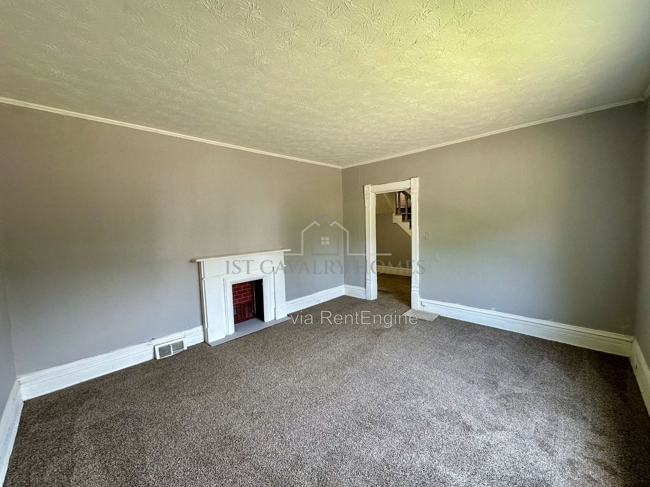 199 Crosby St - Photo 5 of 11