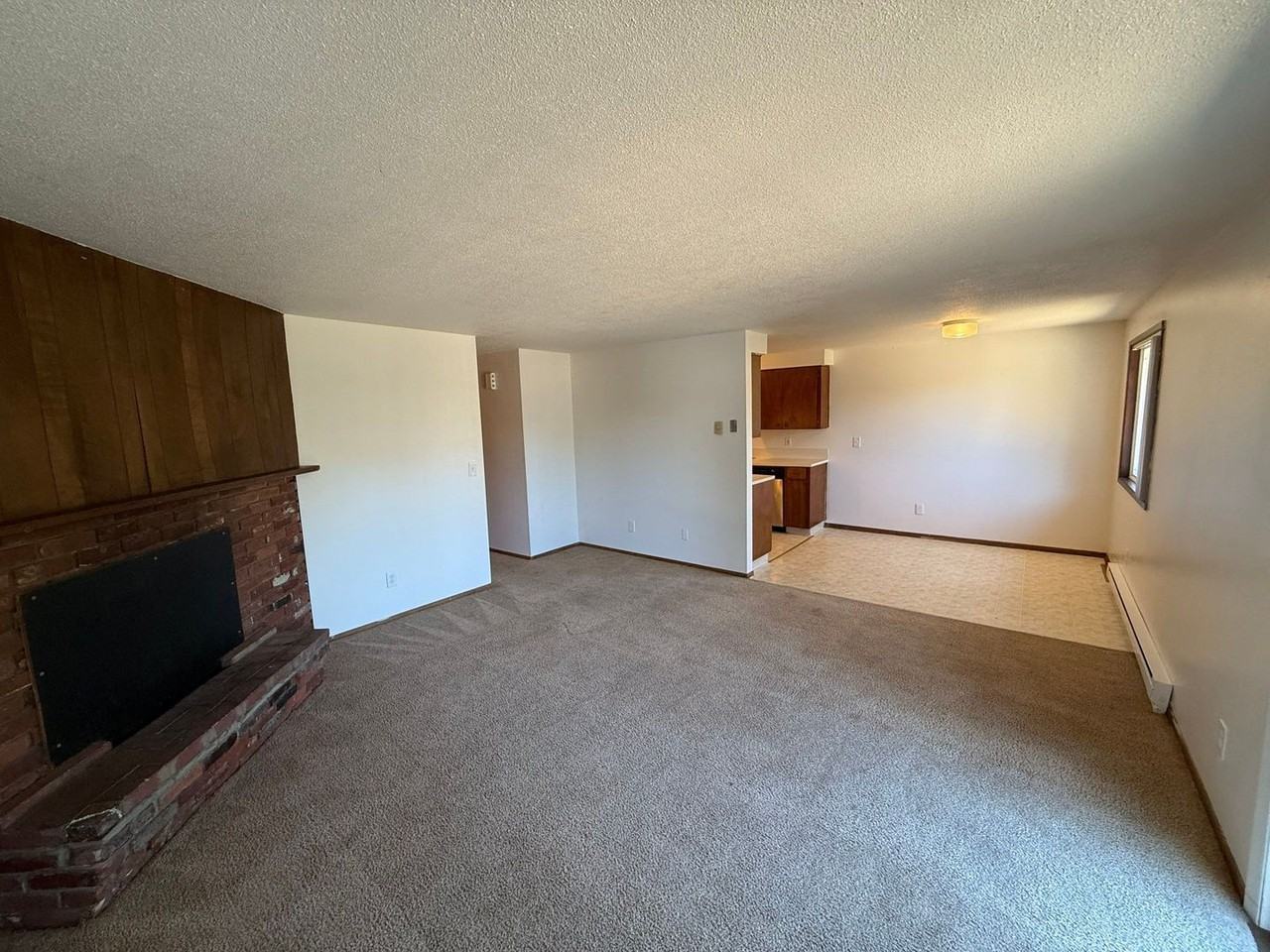 3779 Iberis St Ne - Photo 4 of 21
