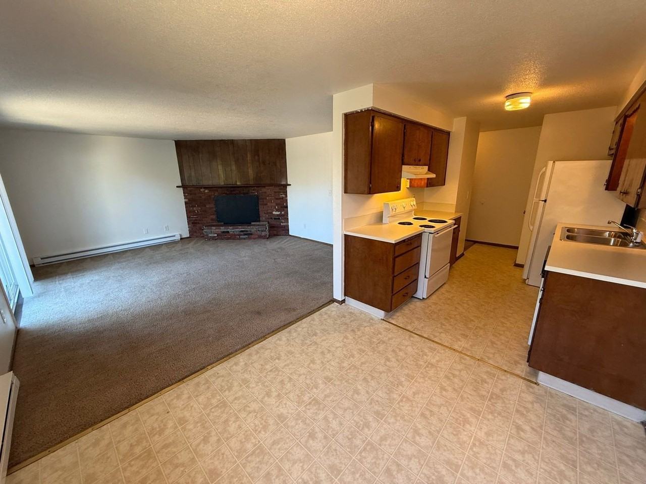 3779 Iberis St Ne - Photo 7 of 21