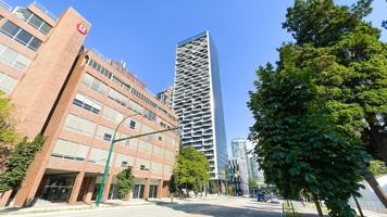 featured image of 889 Pacific St #1502