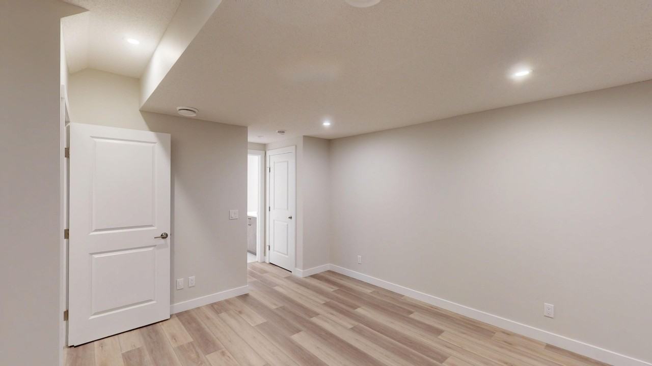 19844 45 St Se Bsmt #Bsmt - Photo 5 of 10