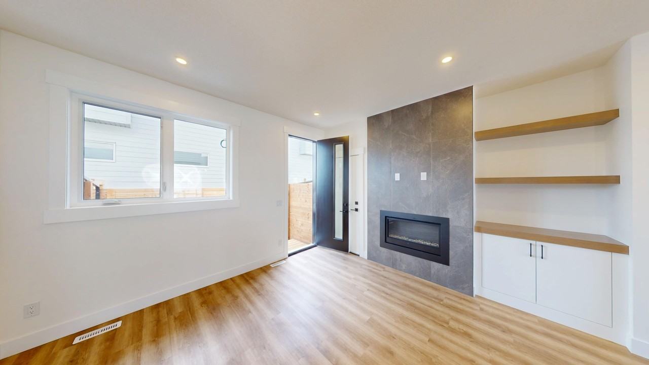 3555 21 Ave Sw - Photo 4 of 26