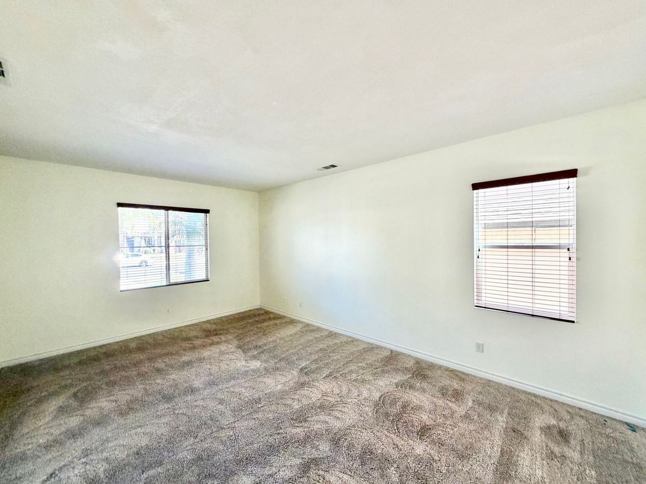 33602 Magnetite St - Photo 7 of 50