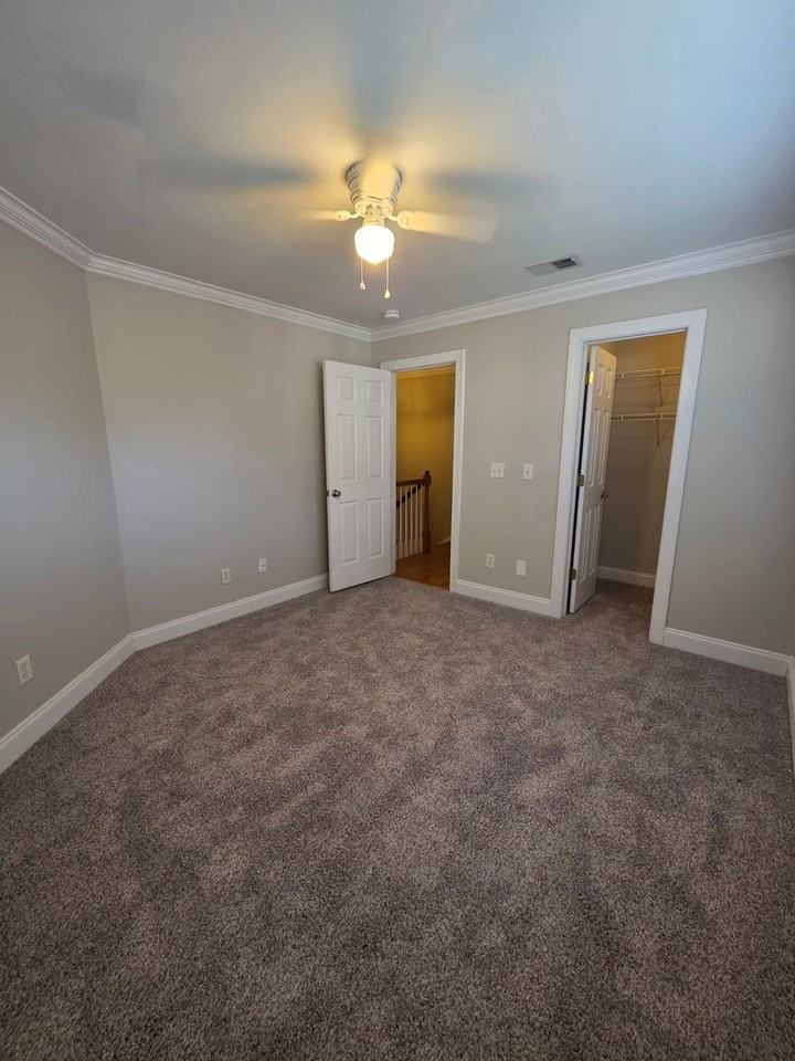 522 Saint Helena Ct - Photo 6 of 20