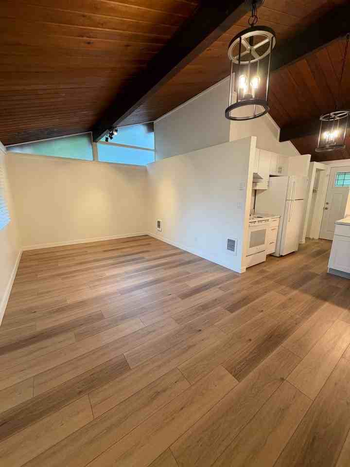 15801 Larch Way - Photo 2 of 13