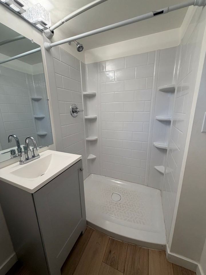 15801 Larch Way - Photo 7 of 13