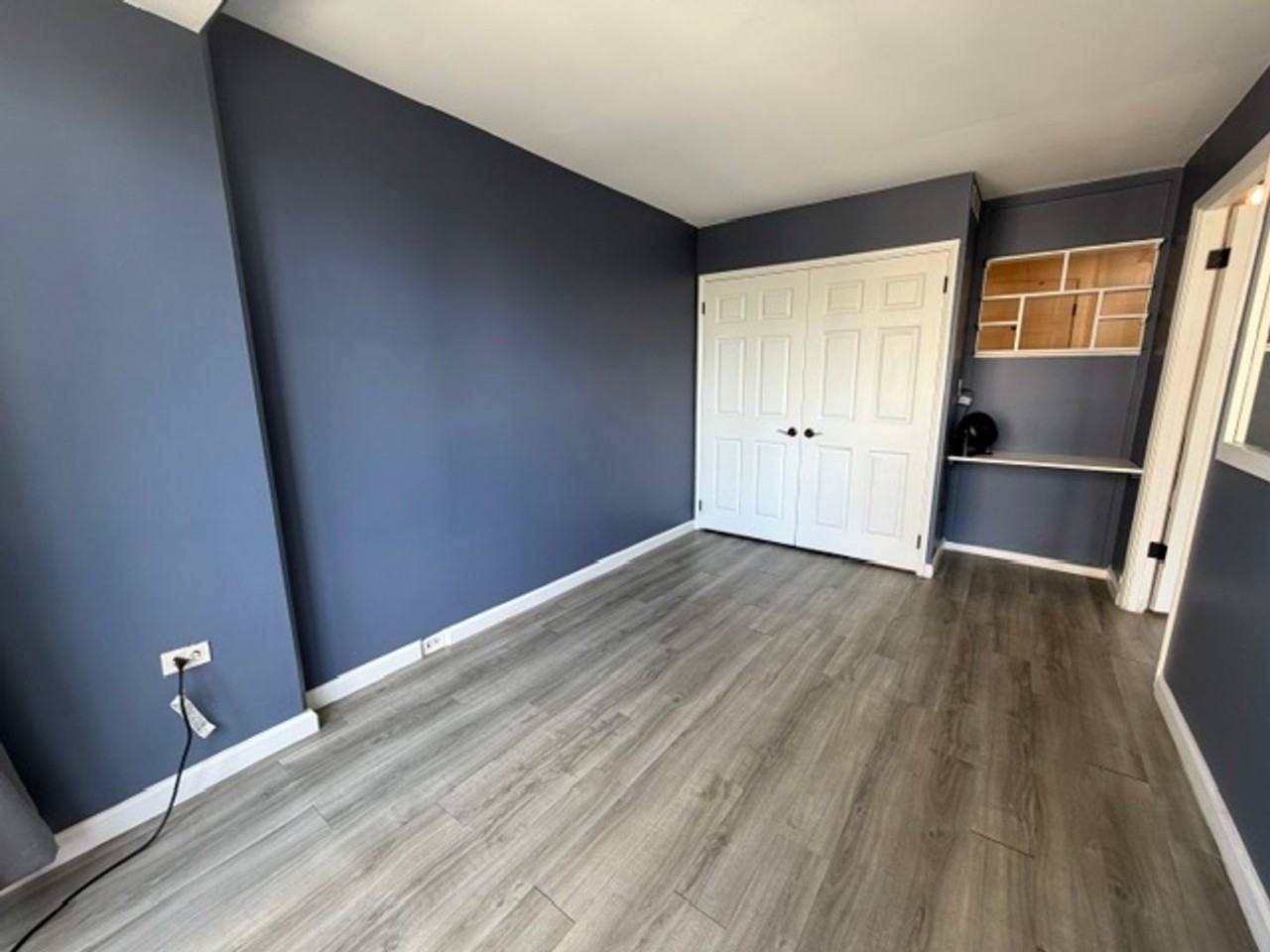 445 Kaiolu St #1108 - Photo 3 of 9