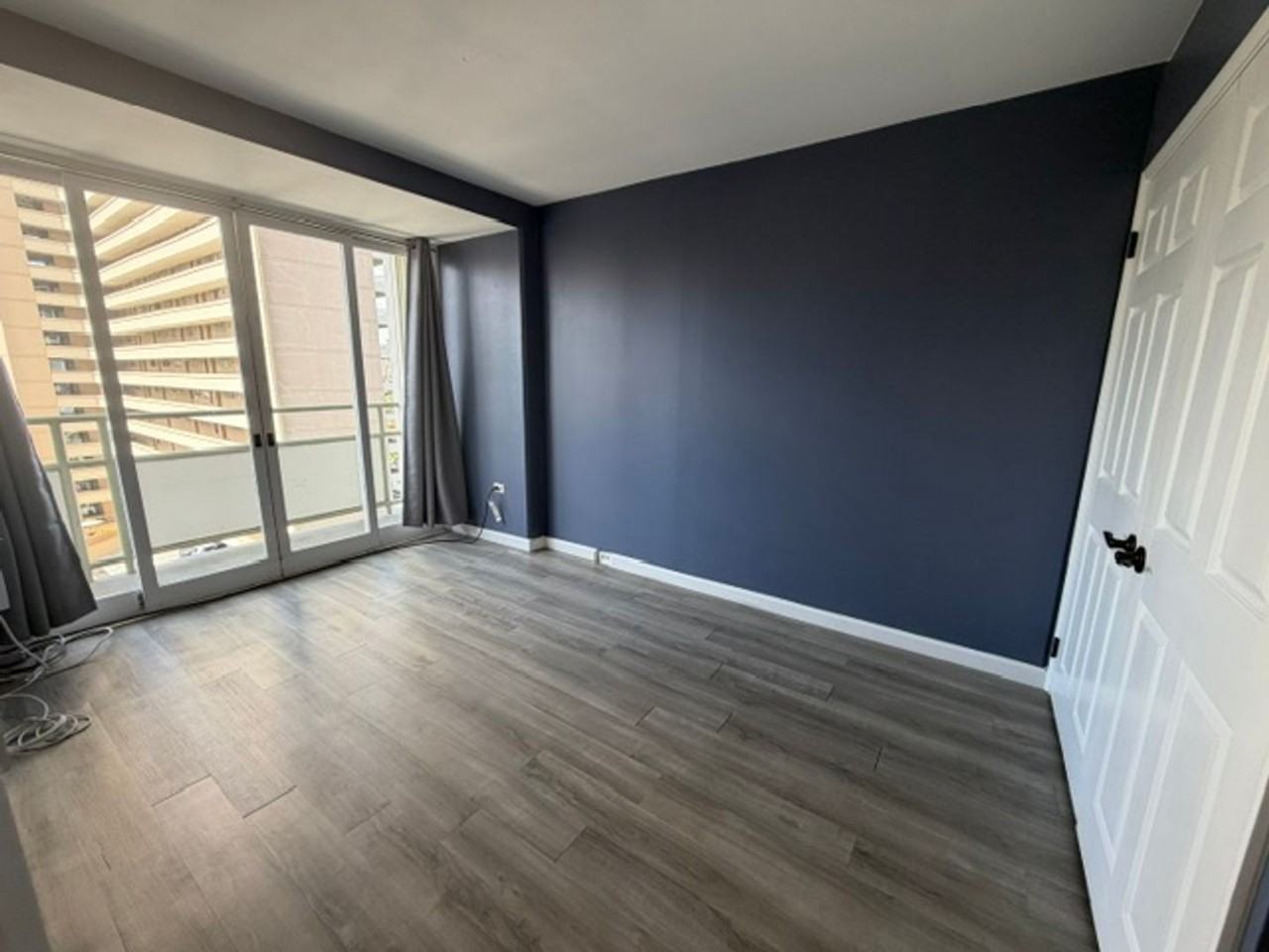 445 Kaiolu St #1108 - Photo 4 of 9
