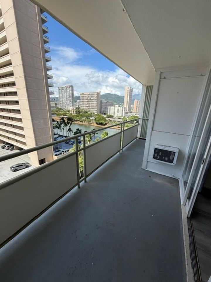 445 Kaiolu St #1108 - Photo 7 of 9