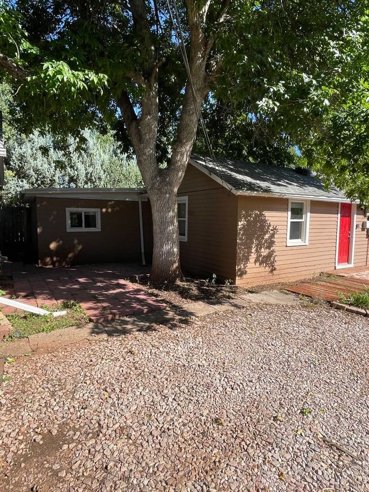2017 Monte Vista Dr - Photo 2 of 25