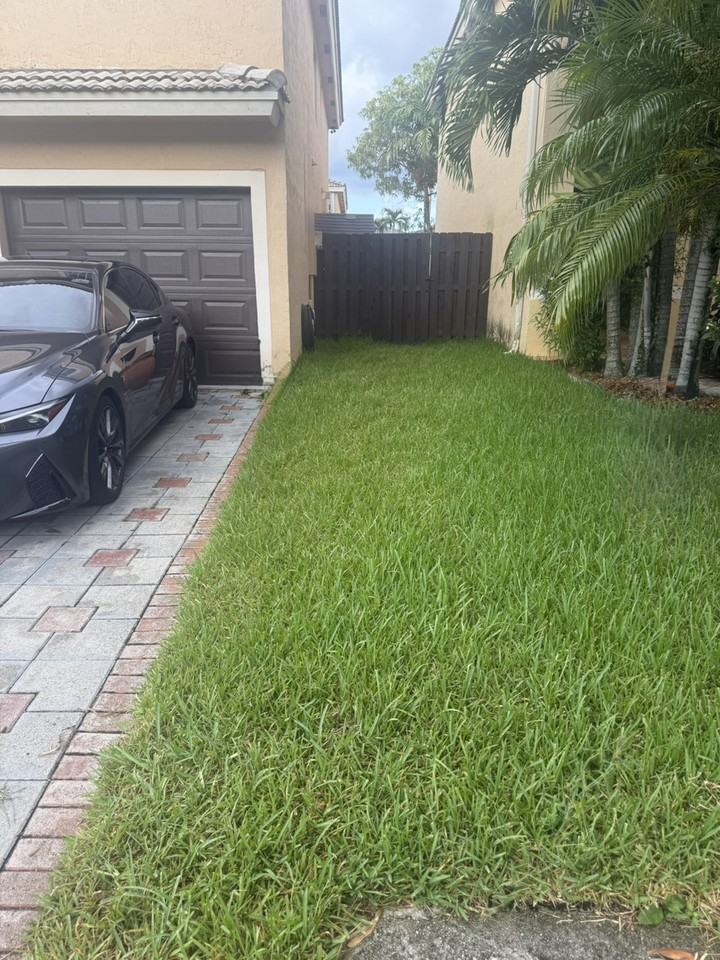 SW 161st Pl - Photo 4 of 4