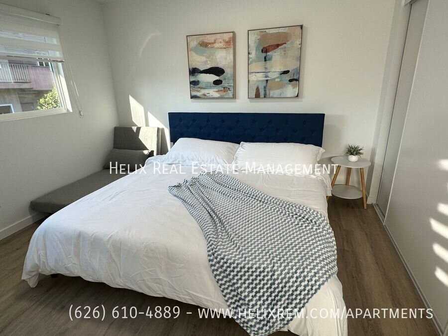 1577 N Fair Oaks - Photo 2 of 25