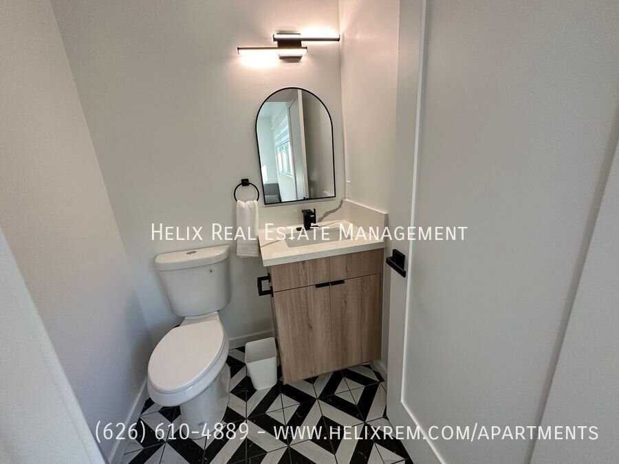 1577 N Fair Oaks - Photo 5 of 25