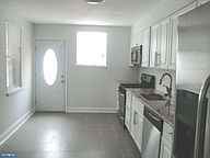 1326 S 22nd St #1 - Photo 4 of 15