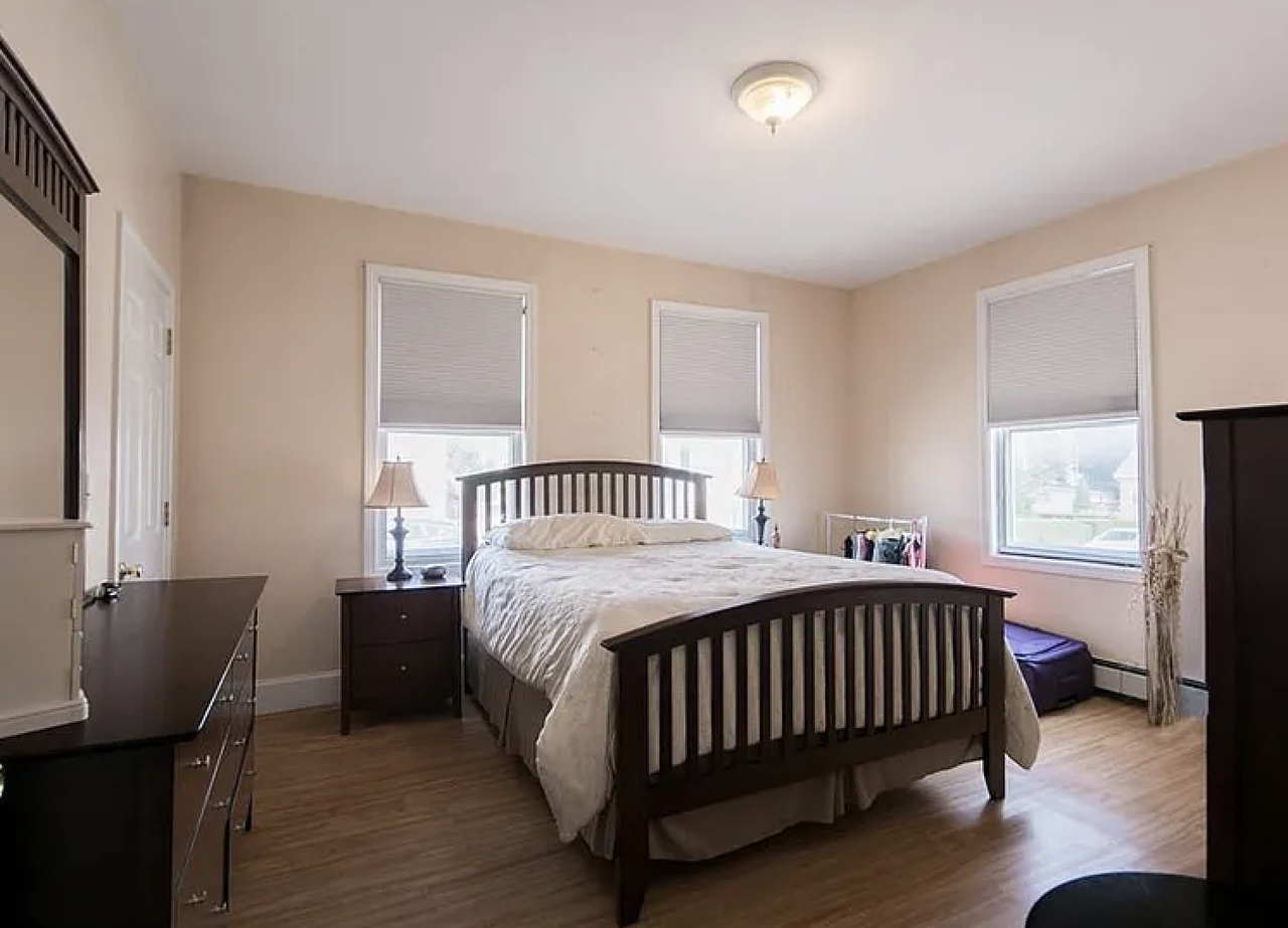 175 Grinnell St #1 - Photo 5 of 10