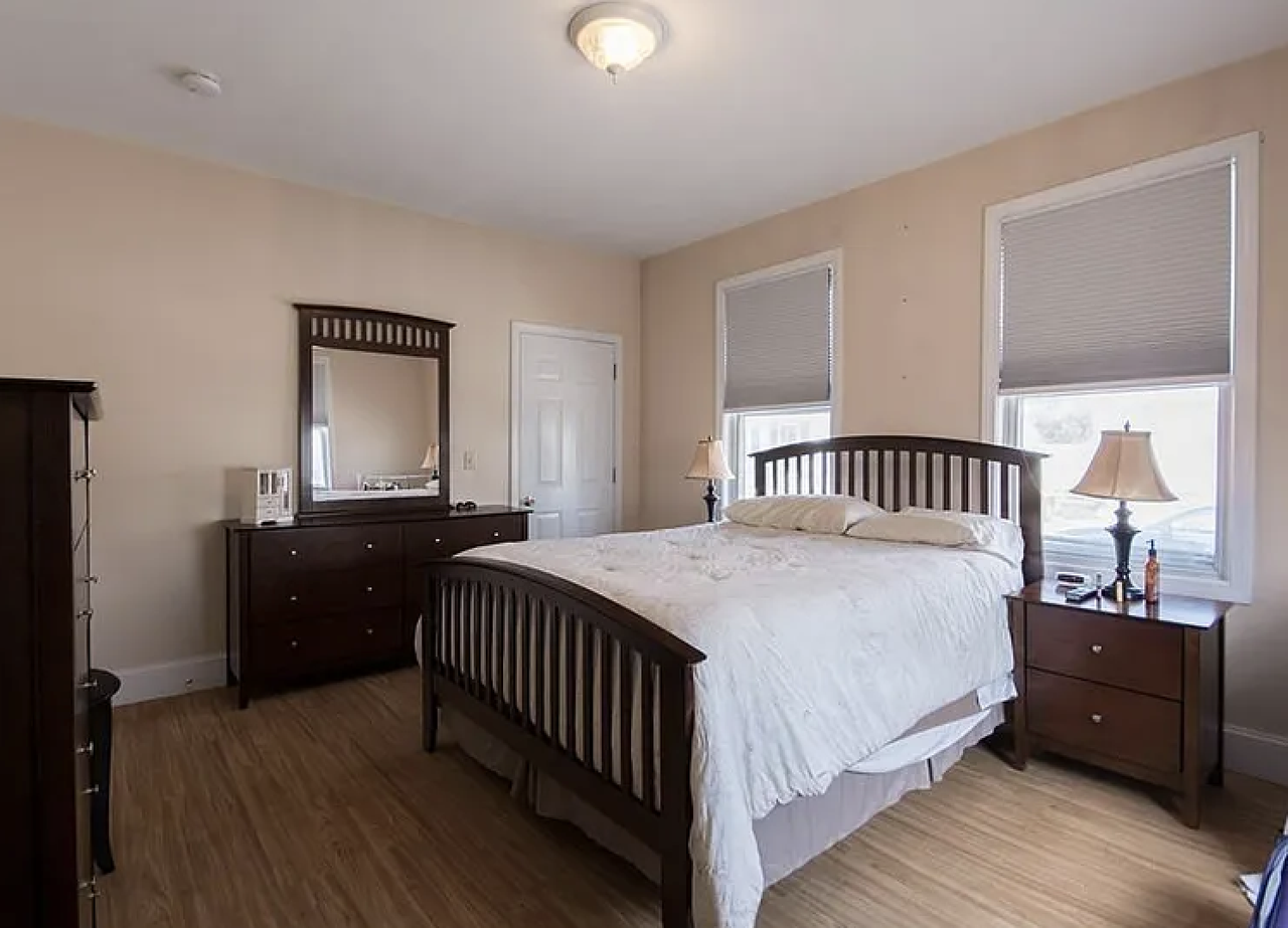 175 Grinnell St #1 - Photo 6 of 10