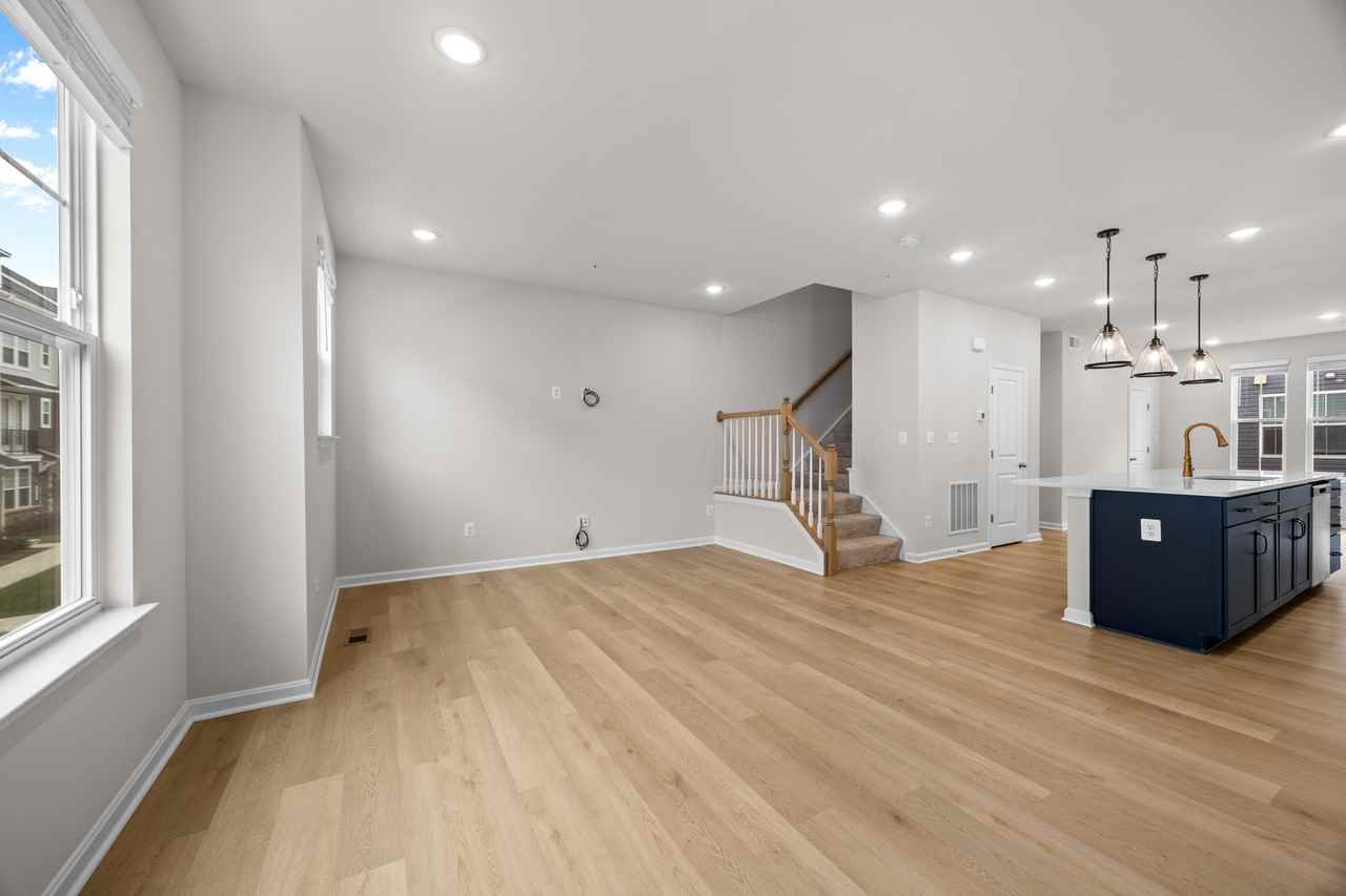 402 Matlock Ln #0 - Photo 6 of 25