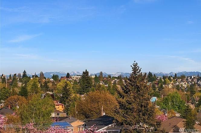 7058 15th Ave Nw - Photo 2 of 31