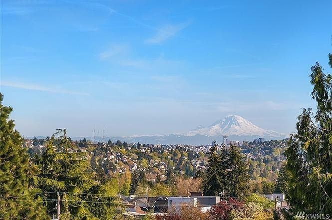 7058 15th Ave Nw - Photo 3 of 31