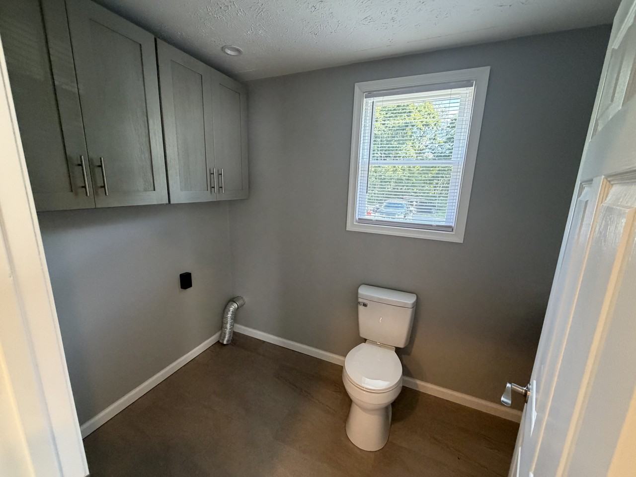 730 Boulevard Ave #1 - Photo 4 of 18