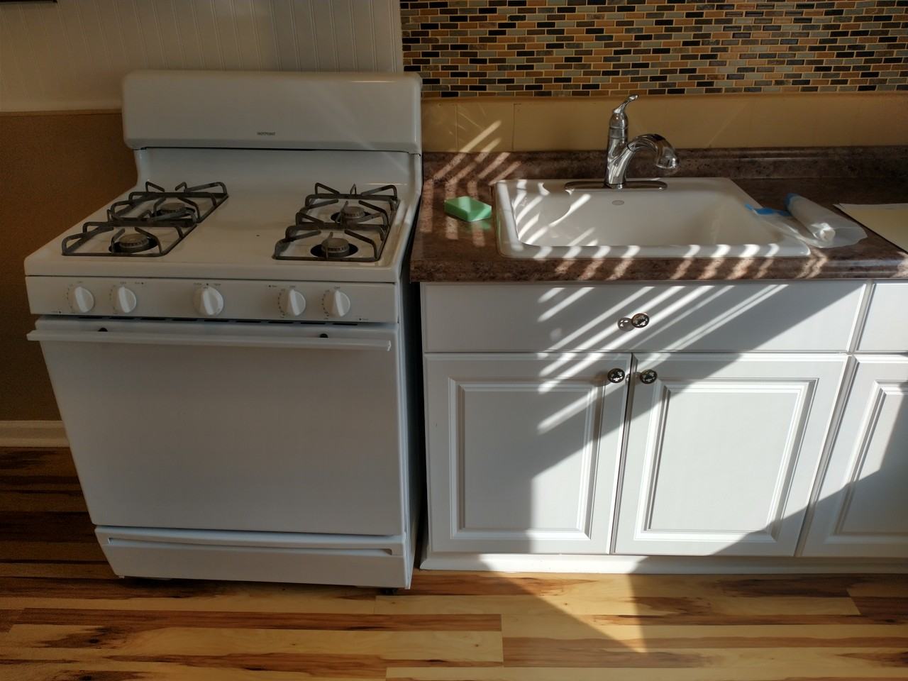 276 Oriental Pl #3 - Photo 7 of 13