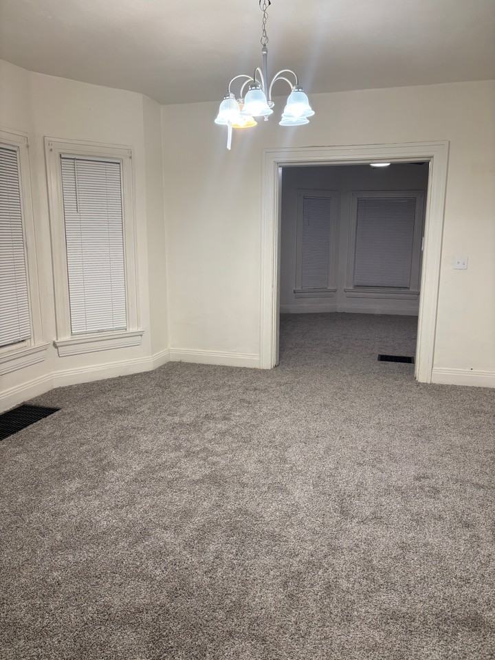 2424 Wayne Ave #2426 - Photo 4 of 5