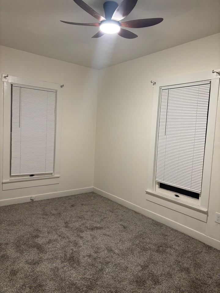 2424 Wayne Ave #2426 - Photo 5 of 5
