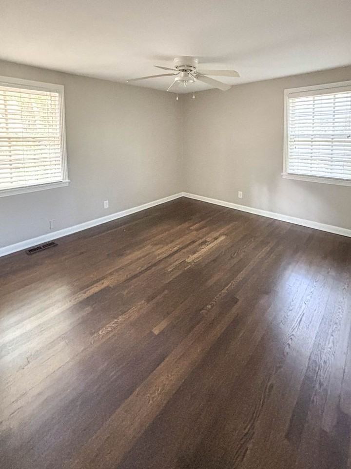 198 Barker Rd - Photo 7 of 14
