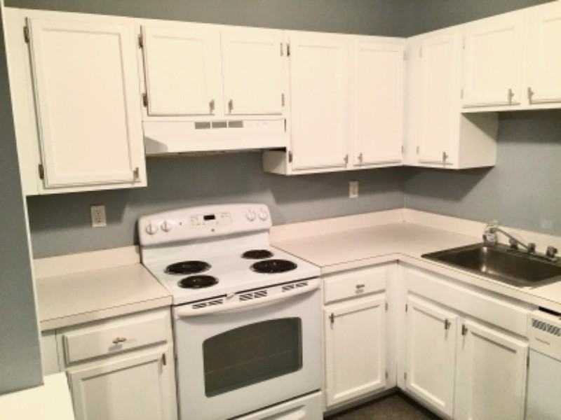 2322 Cromwell Hills Dr - Photo 5 of 24