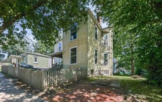 407 E 9th St - Photo 1 of 1