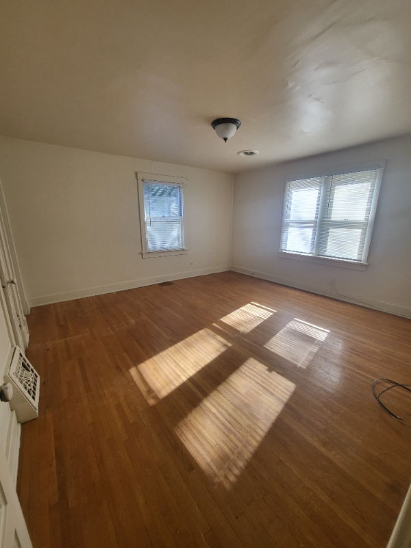 1629 W 13th St N #UP - Photo 7 of 16
