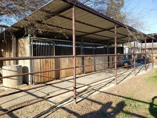 705 Almond Ave - Photo 4 of 20