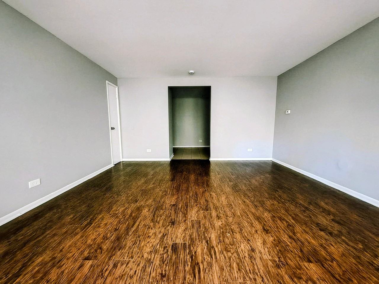 6435 S Evans Ave #2B - Photo 2 of 9
