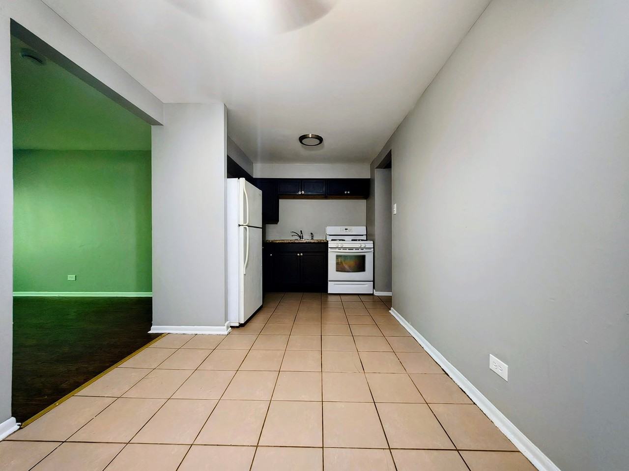 6435 S Evans Ave #2B - Photo 4 of 9