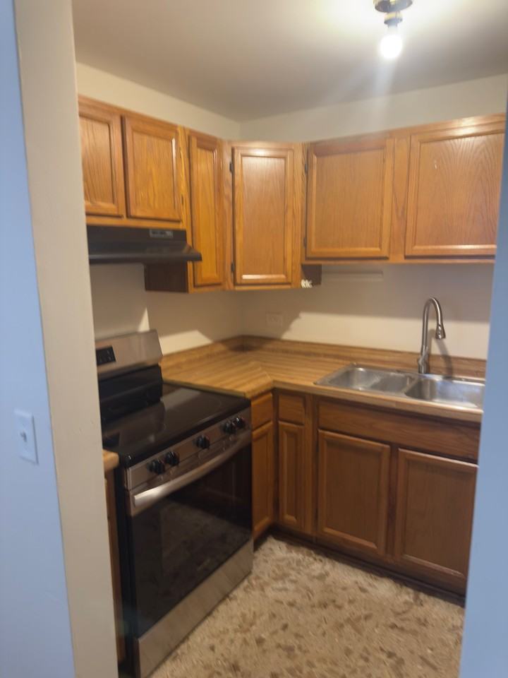 544 Crescent Blvd #B - Photo 6 of 6