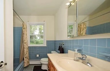 386 W Valley Forge Rd - Photo 4 of 8