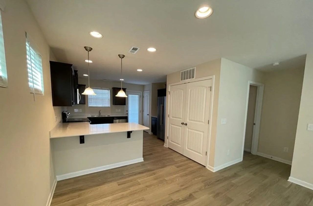 7544 Oliver Park Dr - Photo 4 of 20