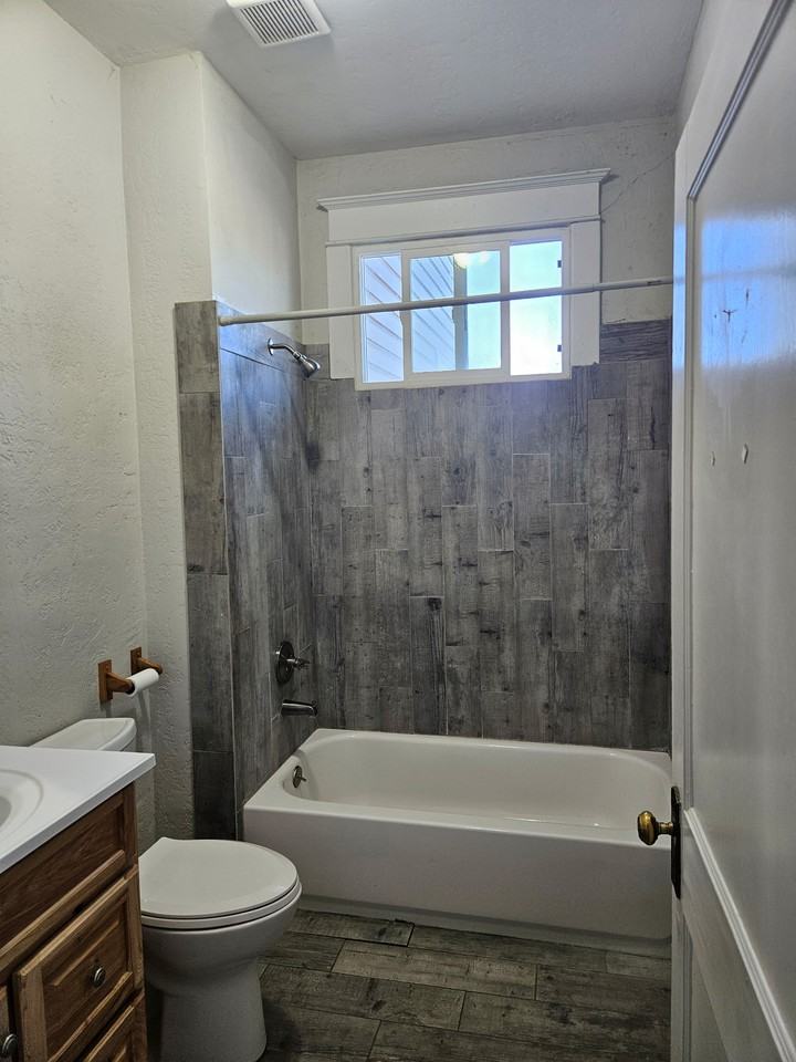 27 N 300 W #101 - Photo 6 of 19