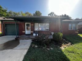 featured image of 818 N El Paso Dr