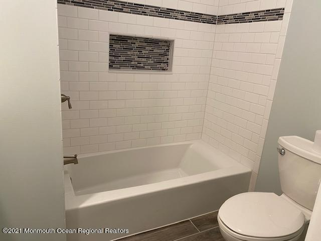 76 Manchester Ct - Photo 6 of 26