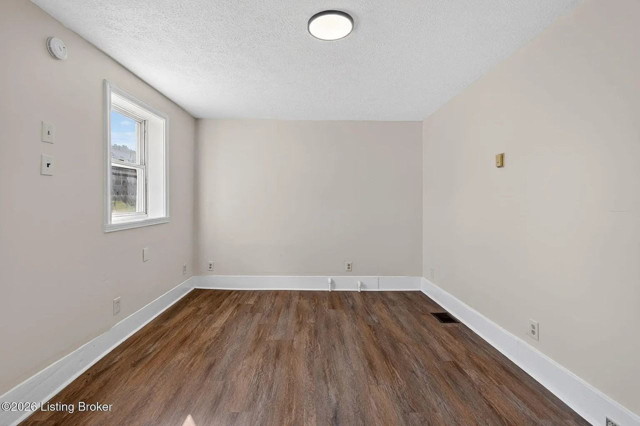 1038 Sylvia St #1 - Photo 2 of 11