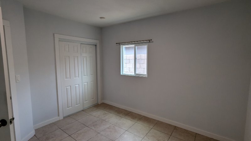 1542 W Pierce St - Photo 3 of 13