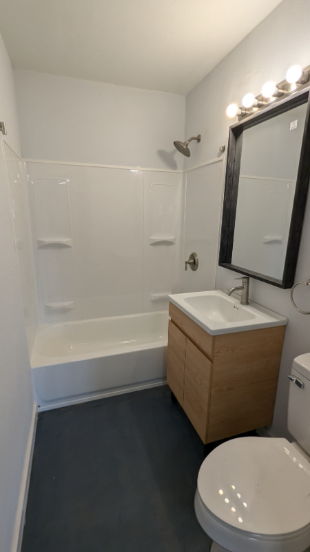 1542 W Pierce St - Photo 7 of 13